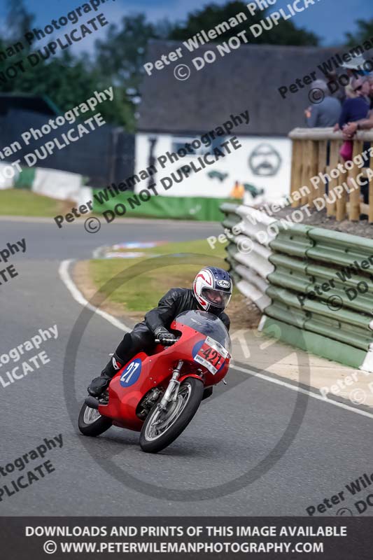 Vintage motorcycle club;eventdigitalimages;mallory park;mallory park trackday photographs;no limits trackdays;peter wileman photography;trackday digital images;trackday photos;vmcc festival 1000 bikes photographs